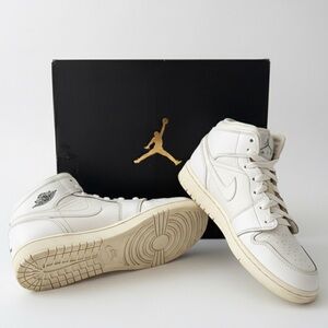 Nike Air Jordan 1 Mid Activewear Sneakers White Size 7Y Unisex Lady 8.5